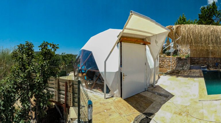 villa glamping